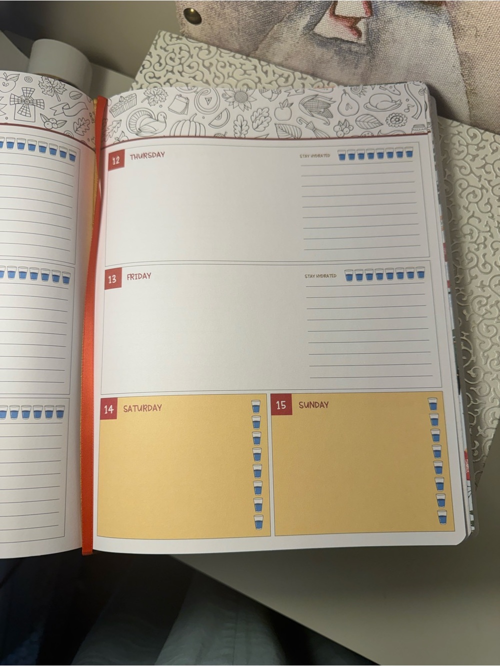 17-Month Round Planner — Baby Bloom Floral Cover in Blue & Peach - Picture 2 of 5